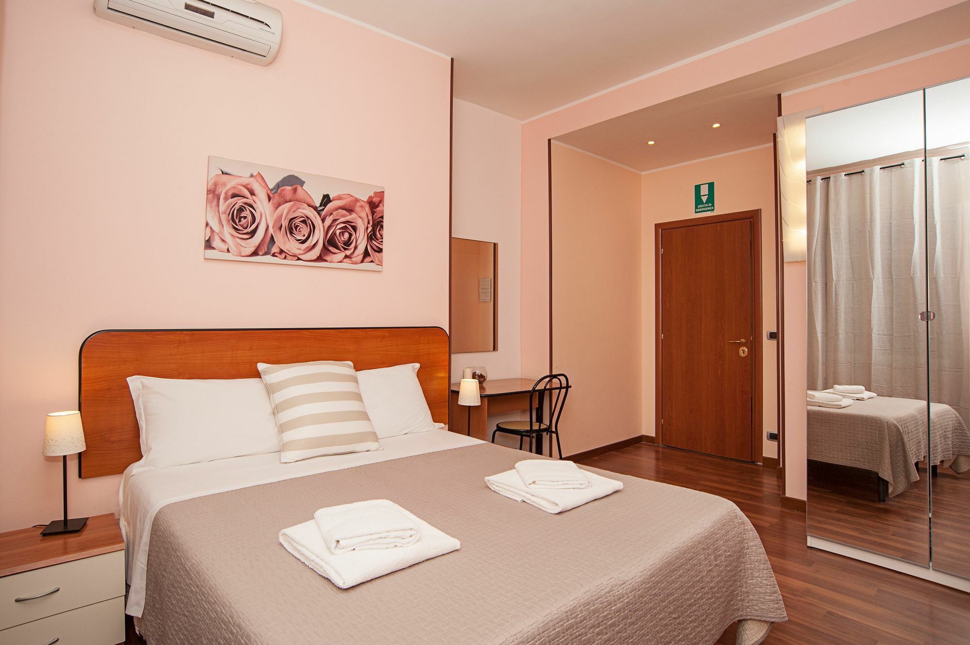 Magicfiverooms Roma Ngoại thất bức ảnh